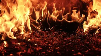 Три коли са изгорели при умишлен палеж в Казанлък