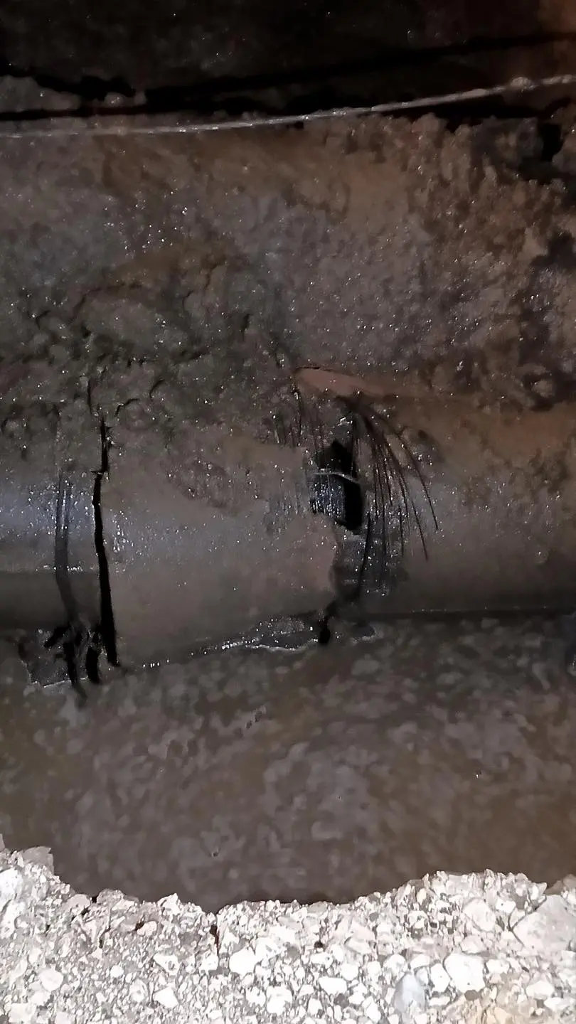 Спешни действия по авария на довеждащ водопровод в Плевен