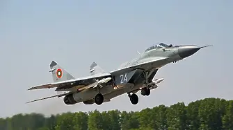 Четирима американски военни са загинали в разбилия се самолет в Ирак, издирват двама