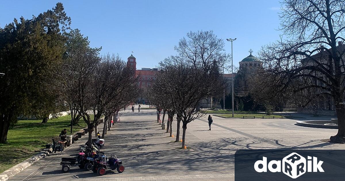 В събота времето ще бъде слънчево Ще духа слаб до