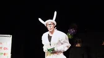 Безплатен спектакъл и изненади подарява Куклен театър Сливен на 21 март