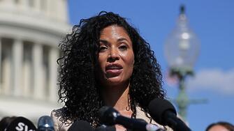 Ето какво каза една от жертвите на Епстийн