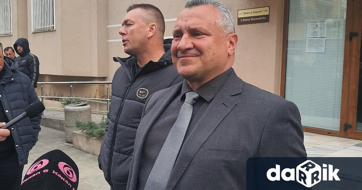 Кой се страхува от истината Когато фалшивите слухове изкарат земеделците