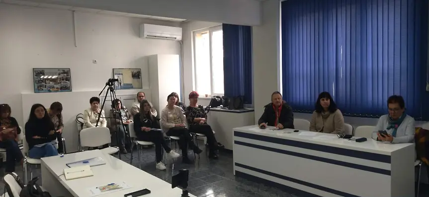 Проект „Гражданско застъпничество в селските общности“ представи Плевенски обществен фонд „Читалища“