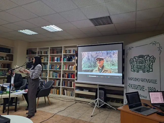 "Дърво в небето“ – среща с поезията на Людмил Рашев 