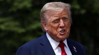 Тръмп: САЩ обмислят край на войната в Близкия изток