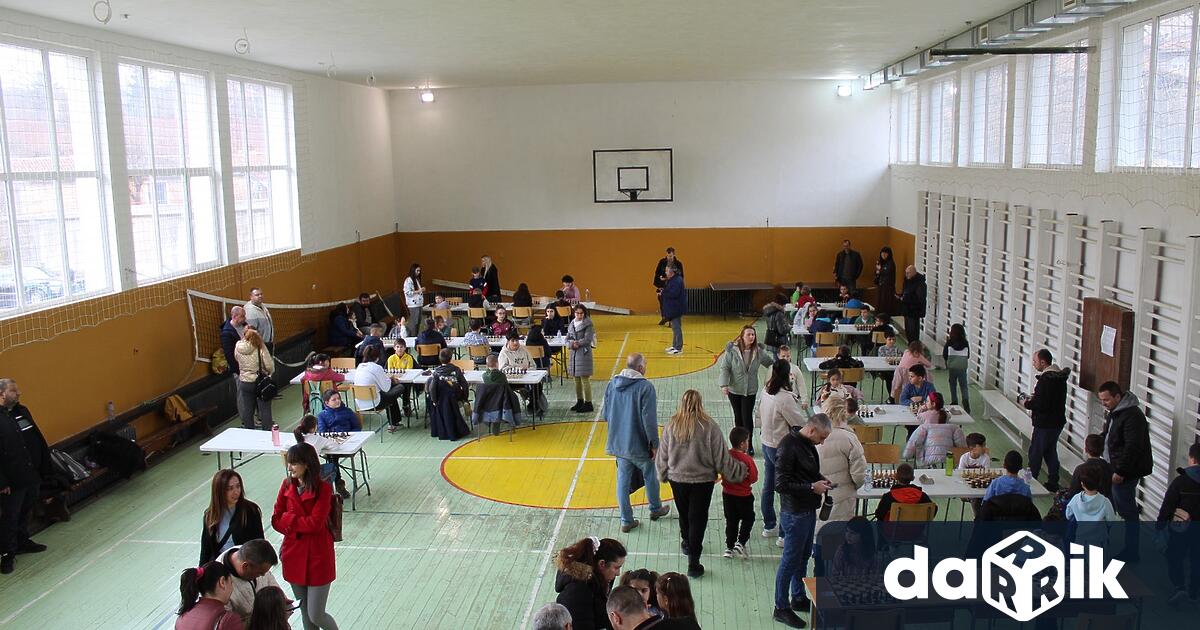 В Котел бе даден старт на шахматната верига за деца