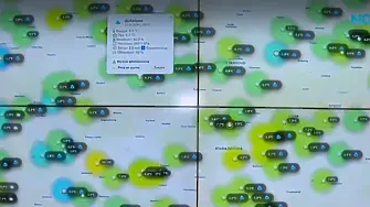 Тол системата вече предоставя данни за трафика и времето