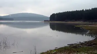 Преливат 3 язовира у нас