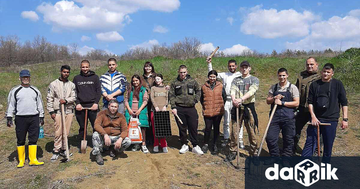 Горските служители от Държавно горско стопанство Нова Загора предадоха професионален