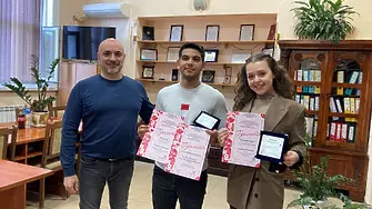 Две литературни награди за ученици от СУ "Христо Ботев" Враца