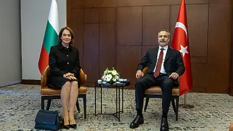 Външните министри на България и Турция обсъдиха миграцията и сигурността