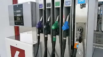 НАП ще публикува ежедневно средната цена на дизела и бензин А95