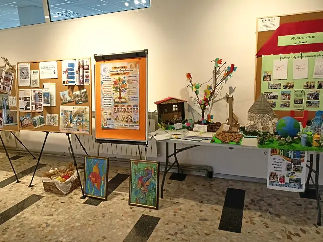 Плевен е домакин на регионален форум „Иновативните идеи, с които преобразяваме класната стая днес – проекция на утрешния ден“/СНИМКИ/