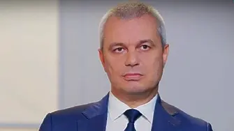 Костадинов отказа да говори за развода си, не било важно дали политик спи с мъже