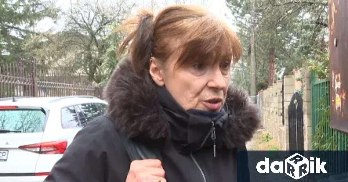 Полицаите арестували жената която нападна с нож четирима в центъра