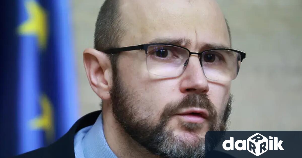 Документите за задграничните пътувания на градския прокурор на София Емилия