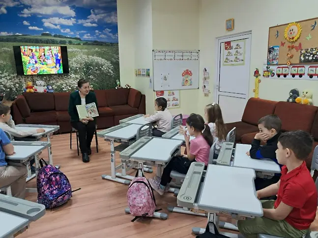 "Походът на книгите“ във Враца – приказки, усмивки и вдъхновение