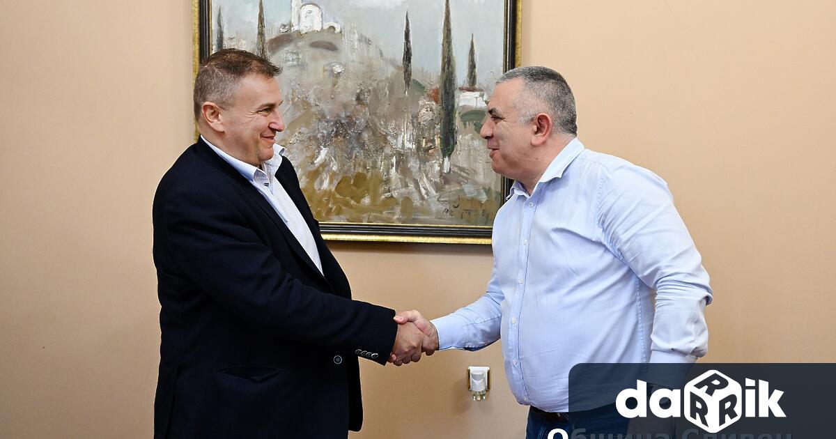 Кметът Стефан Радев се срещна с евродепутата от групата на