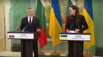 Гюров от Киев: Украйна впечатлява със сила и устойчивост, въпреки войната