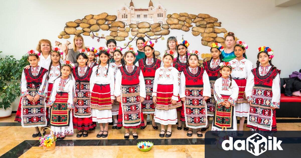 Сградата на Община Нова Загора се превърна в сцена на