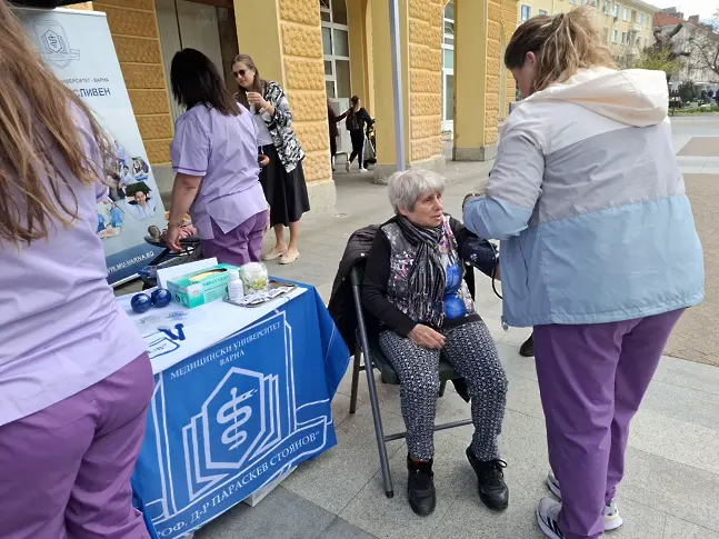 Засилен интерес към инициативата в Сливен, посветена на Световния ден на здравето