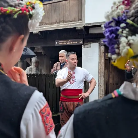 Лазаровден събра стотици в музей „Етър“. Въпреки дъжда – традицията оживя!