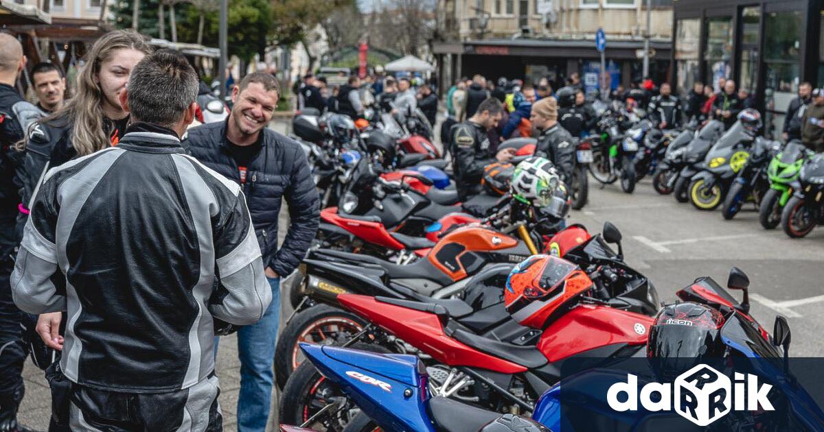 Стотици мотоциклетисти от Враца и страната се включиха в откриването