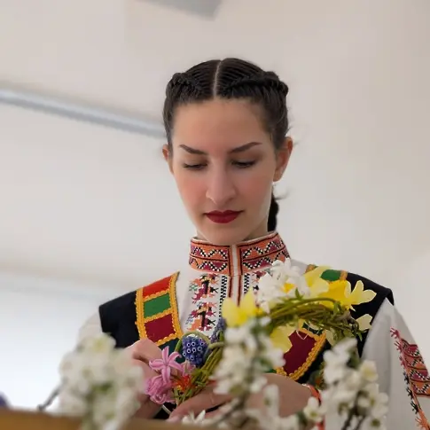 Лазаровден събра стотици в музей „Етър“. Въпреки дъжда – традицията оживя!