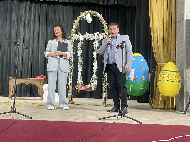 За шеста поредна година Гулянци посрещна един от най-цветните и обичани пролетни празници – инициативата „Пъстър Великден“