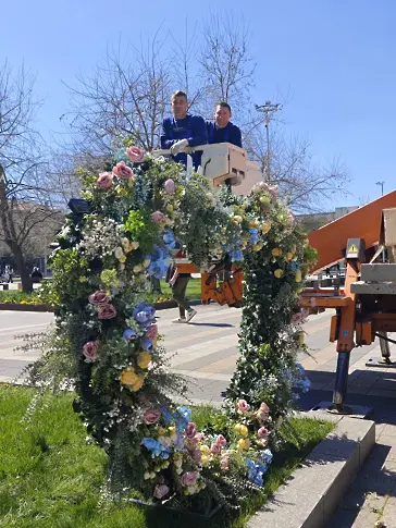 Нови фигури допълват великденската украса на Плевен/СНИМКИ/