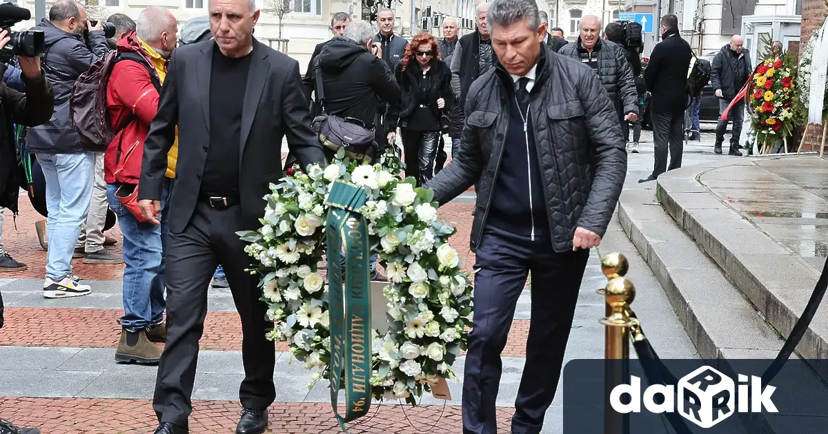 Най успешният български футболист в историята Христо Стоичков говори след
