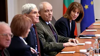 ЦИК: В 130 избирателни секции в 20 държави ще има възможност за гласуване с машини