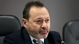 АПИ спира 24-часовата пътна помощ за леки автомобили