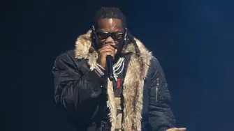 Простреляха рапъра OFFSET пред казино във Флорида