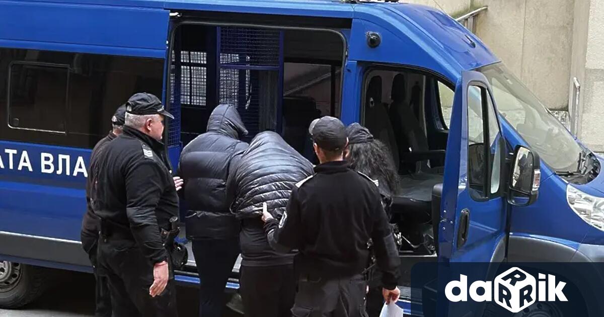 Двама мъже сазадържани в София за срок от 72 часа