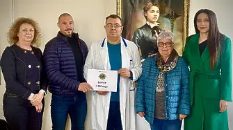 7 000 евро за детското отделение в габровската болница от бала на „Лайънс“