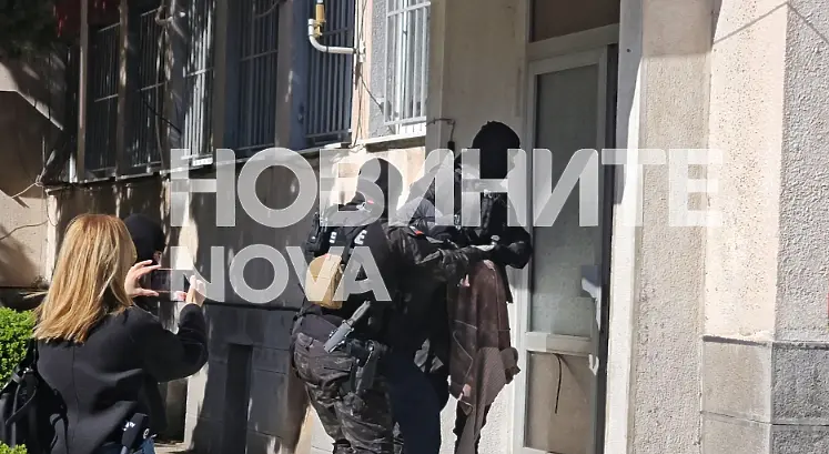 Опрощаване на вересии и заеми: Петима задържани за купен вот в Хасковско (СНИМКИ)