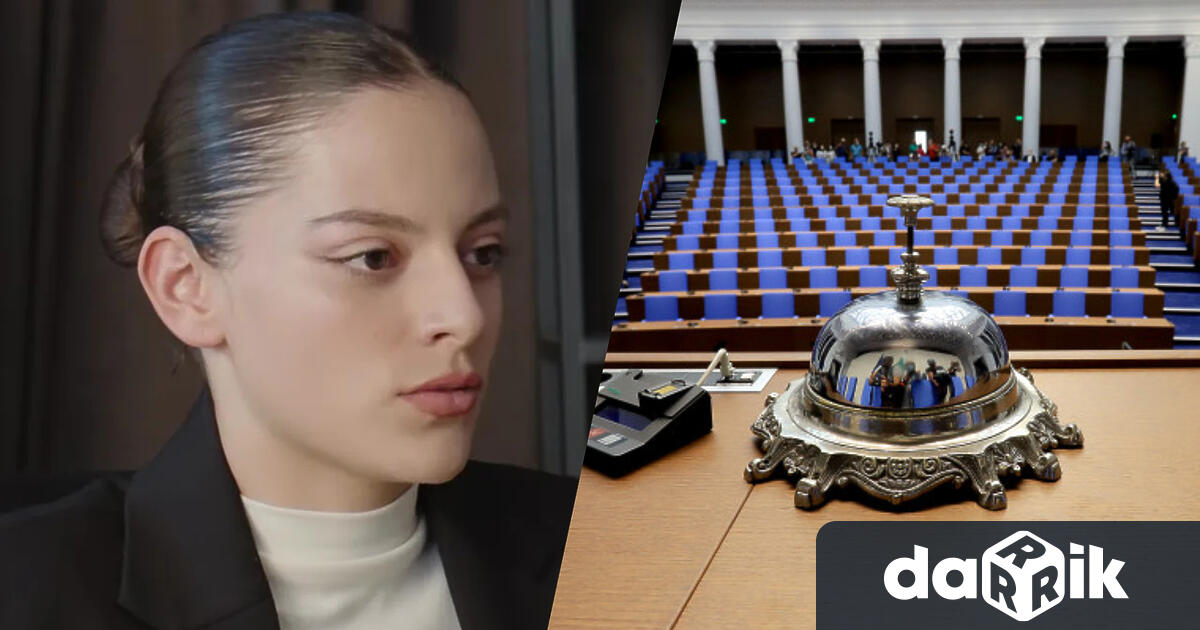 Студентът по медицина и активен протестиращ Василена Киара Димитрова гостува