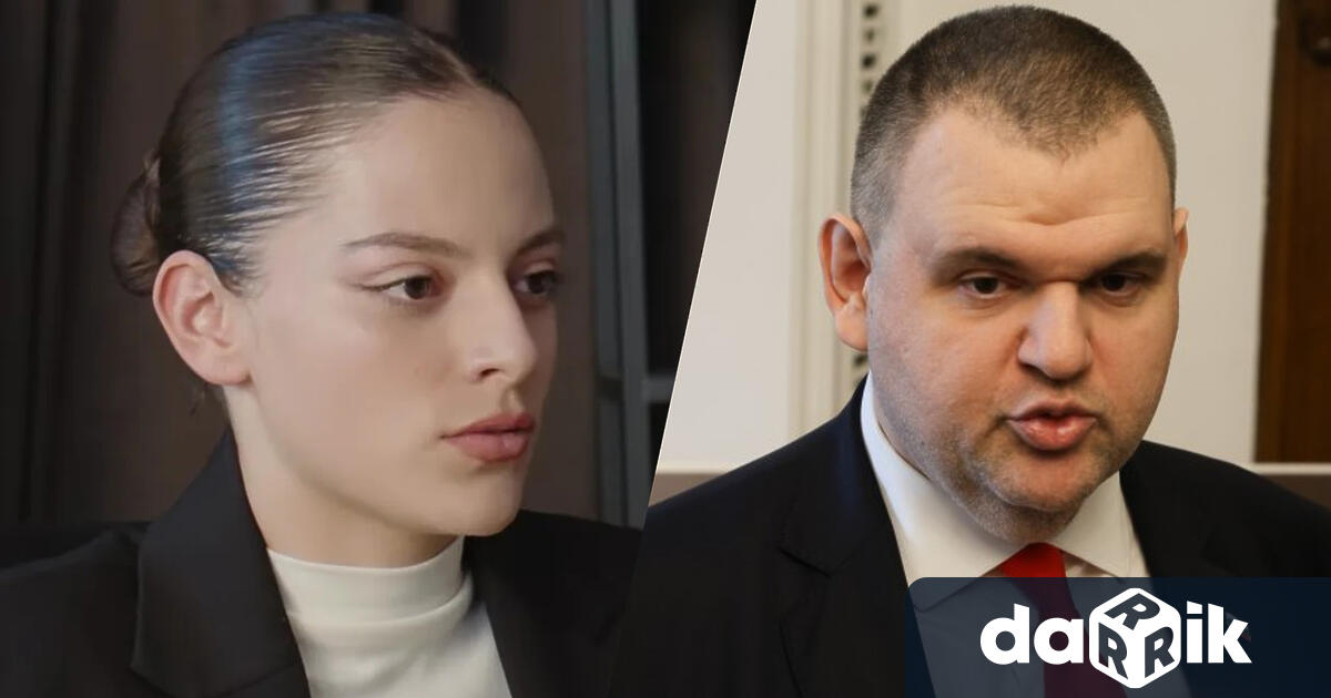 Студентът по медицина и активен протестиращ Василена Киара Димитрова гостува