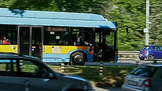 Правителството отпусна 18 млн. евро за автобусните превозвачи и още 2,4 млн. за превоза на ученици