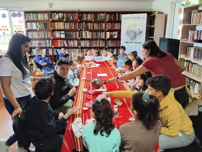 Творчески дух и празнично настроение  в Народно читалище „Зора-1990“ село Победа