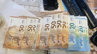 Задържаха трима за купуване на гласове в Плевен (СНИМКИ)