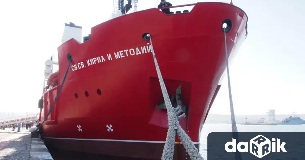 След успешното приключване на поредната мисия българският научноизследователски кораб Св