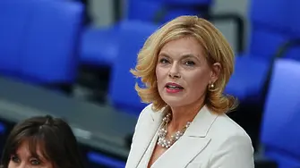 Германия поема отговорност за източния фланг на НАТО, каза председателят на Бундестага при визита в Литва