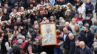 Литийното шествие с чудотворната икона на Богородица в Бачковския манастир