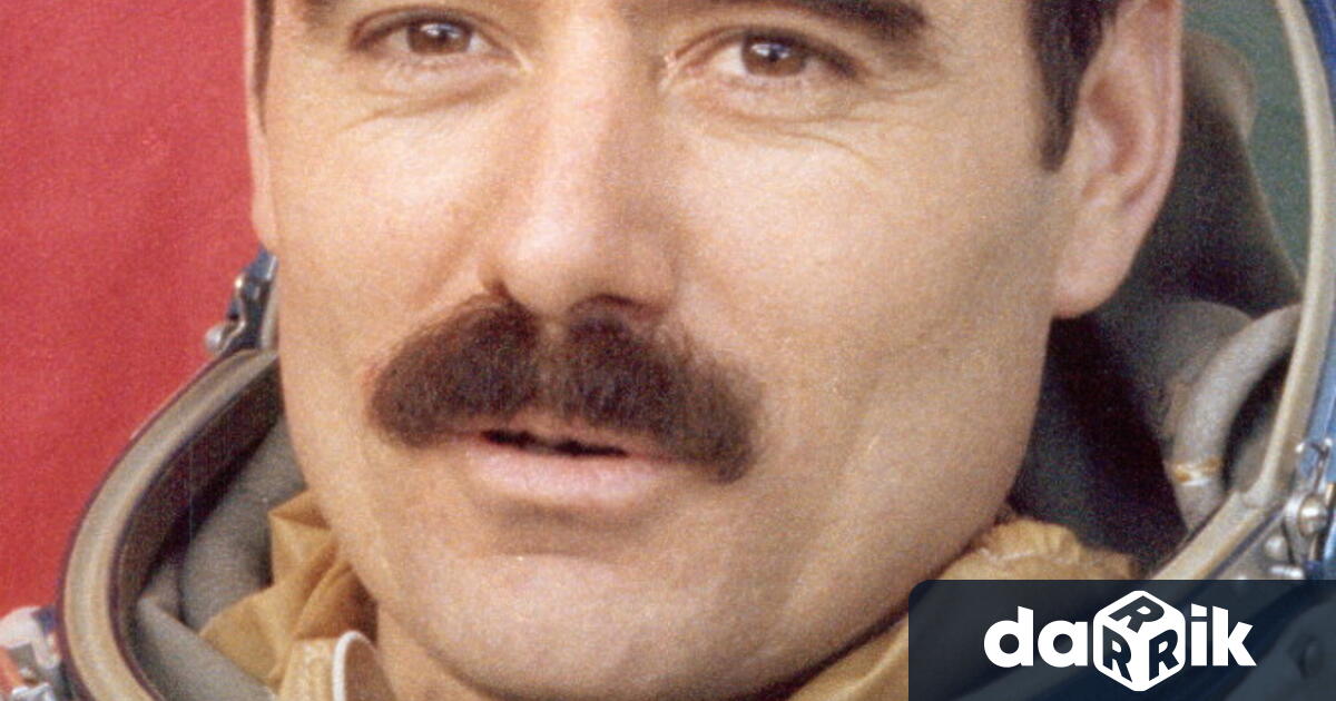 На 10 април 1979 г България прави своята историческа крачка