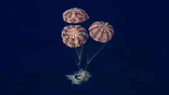 Историческо: Артемис II се завърна успешно (ВИДЕО)