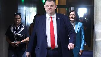 Двойно по-малко гласували в Турция, ДПС печели доверието на избирателите