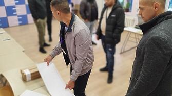 Председателят на СИК в Буковлък: Ако чуя реч на език, различен от официалния, ще прекратя гласуването незабавно 